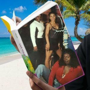 Meet your Posher, Nikki